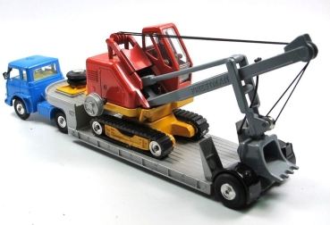 Corgi Toys Bedford Machinery Carrier with digger 1963 Major Carrimore DieCast Model (0512)